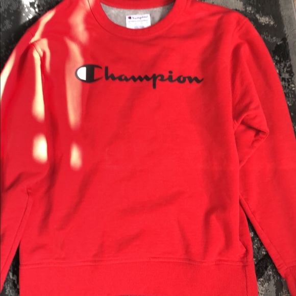 Champion sweater size M fits like large. - Picture 1 of 3